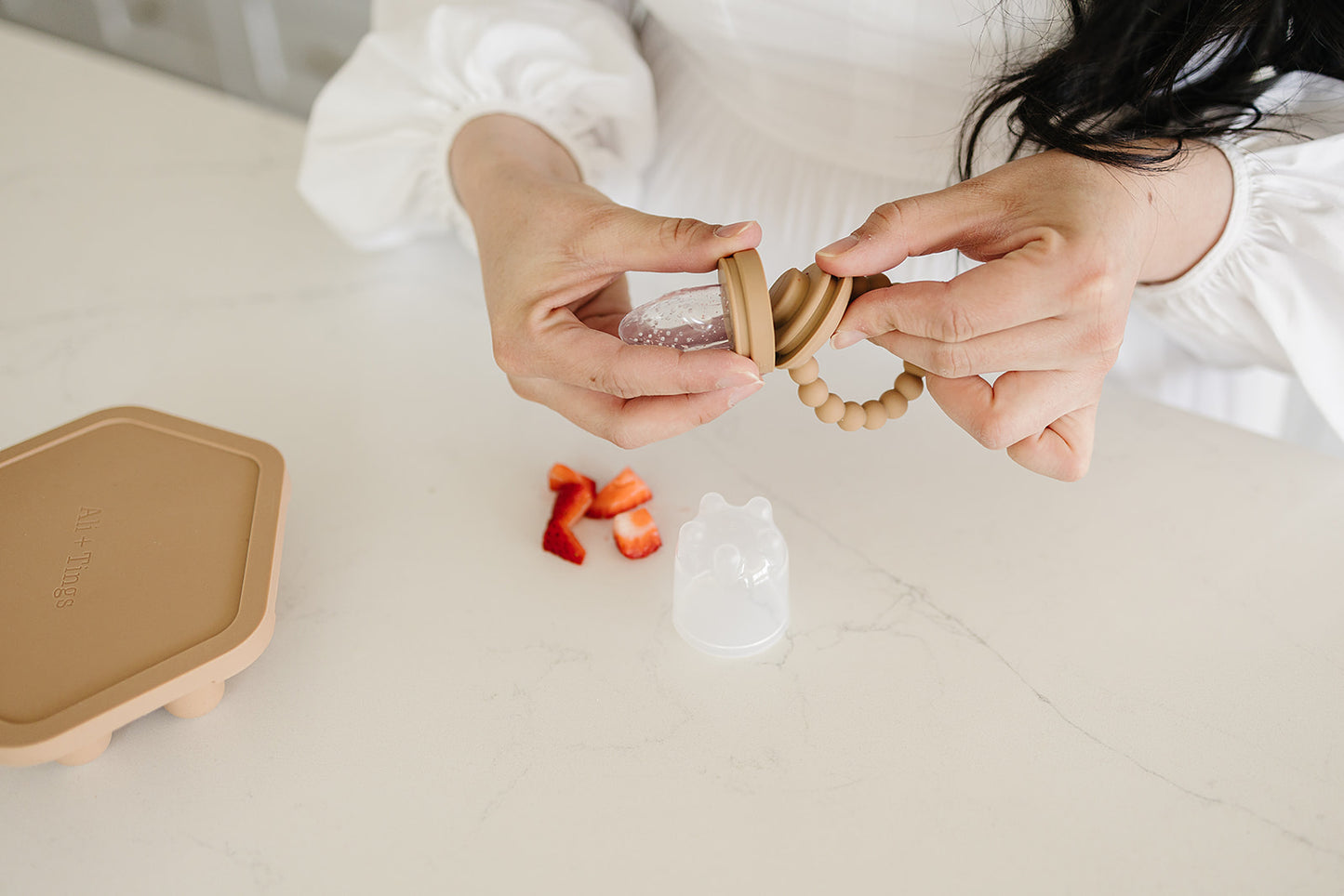 BPA-free baby food feeder with soft nipple