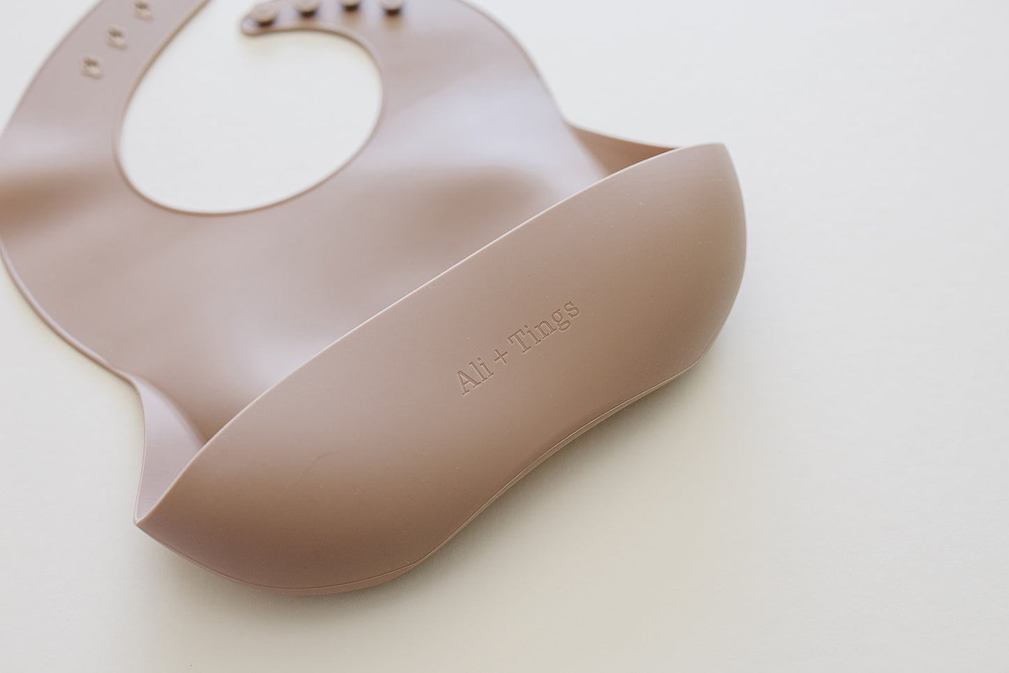 Silicone Baby Bib – Soft, Waterproof Feeding Bib with Catch Pocket | BPA-Free