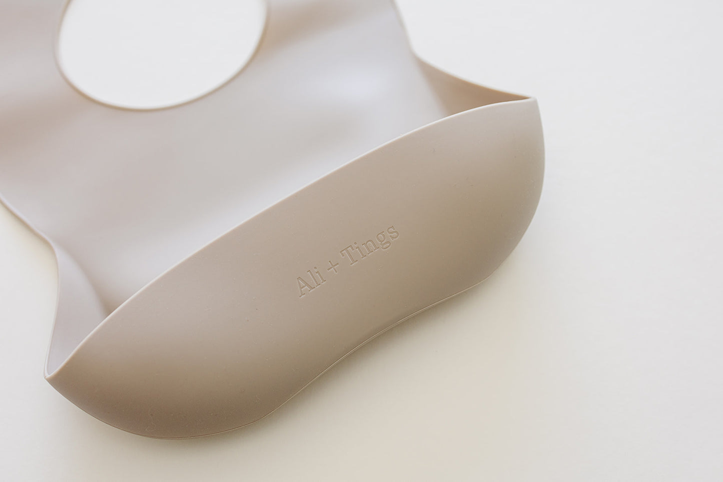 Silicone Baby Bib – Soft, Waterproof Feeding Bib with Catch Pocket | BPA-Free