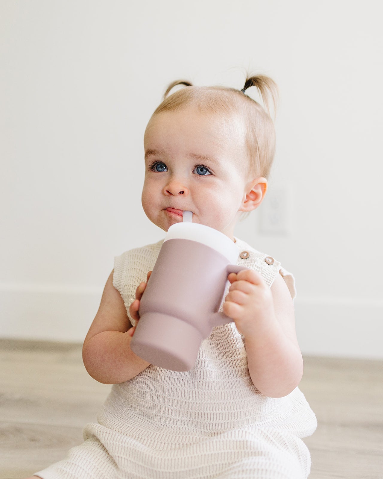 soft silicone tumbler for babies in neutral color